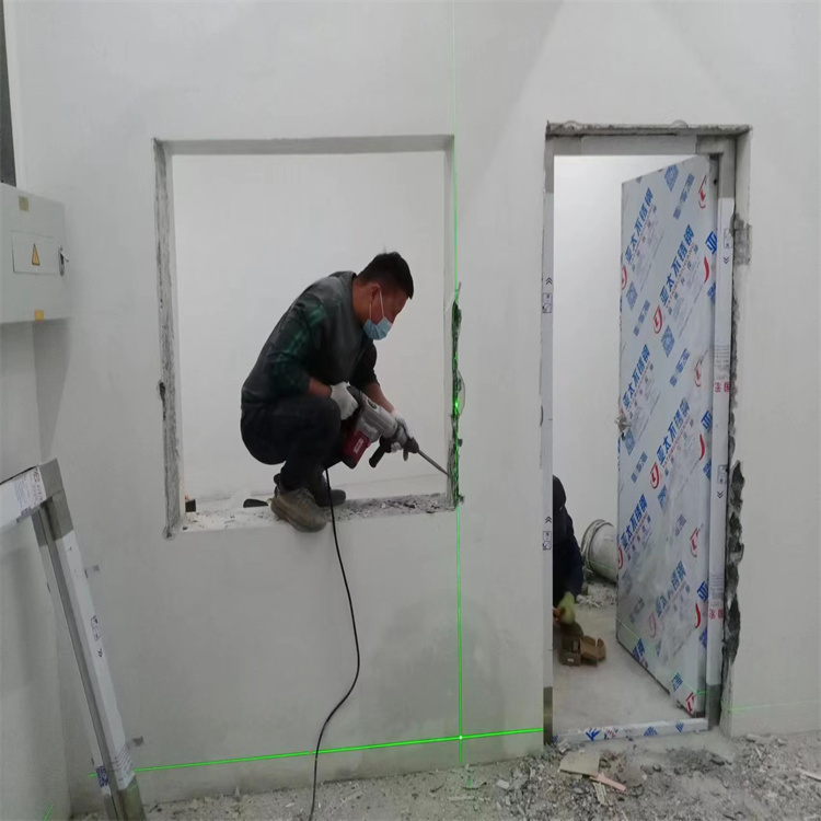 石家庄铅门安装过程